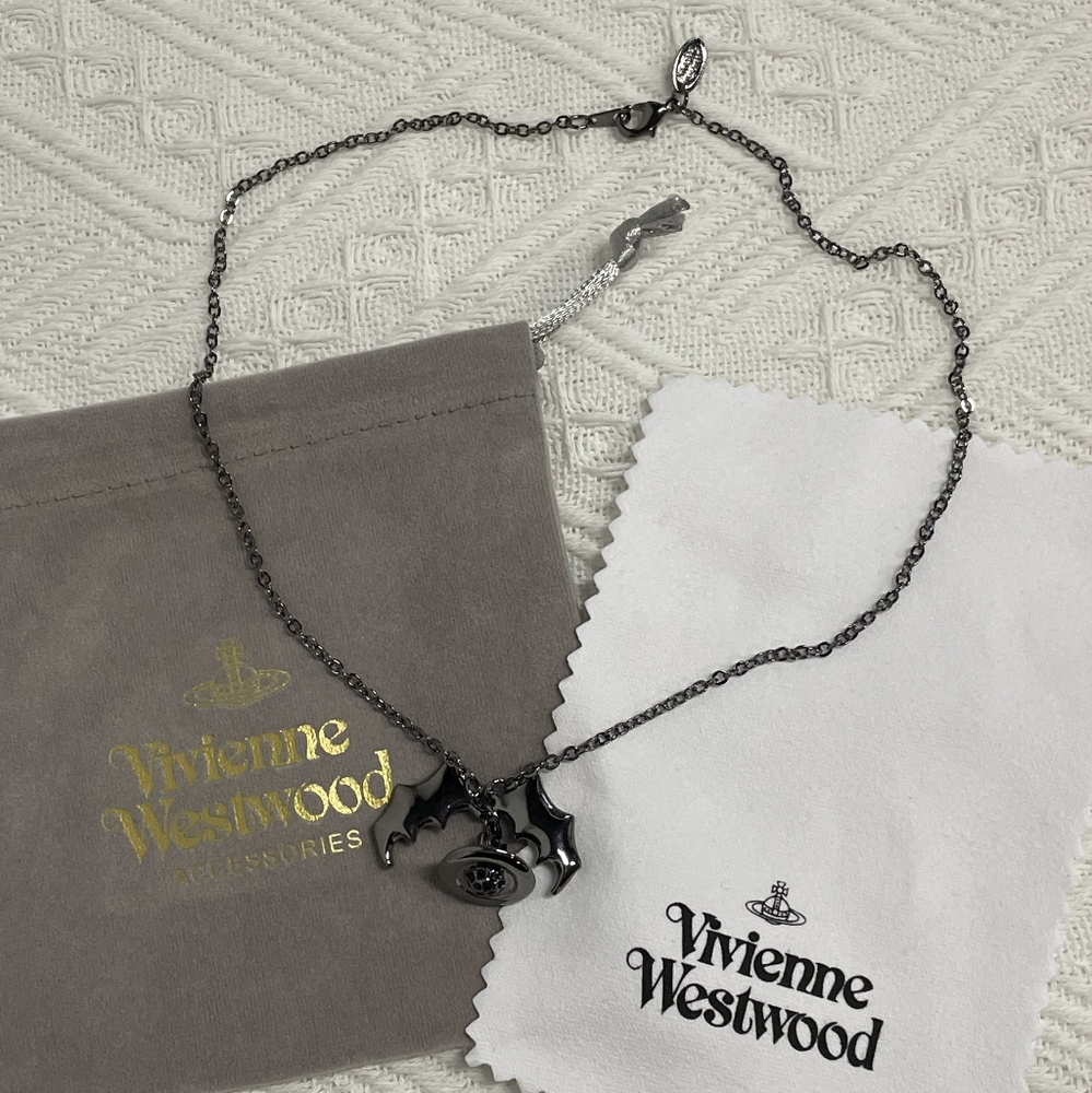 Vivienne Westwood  Necklace